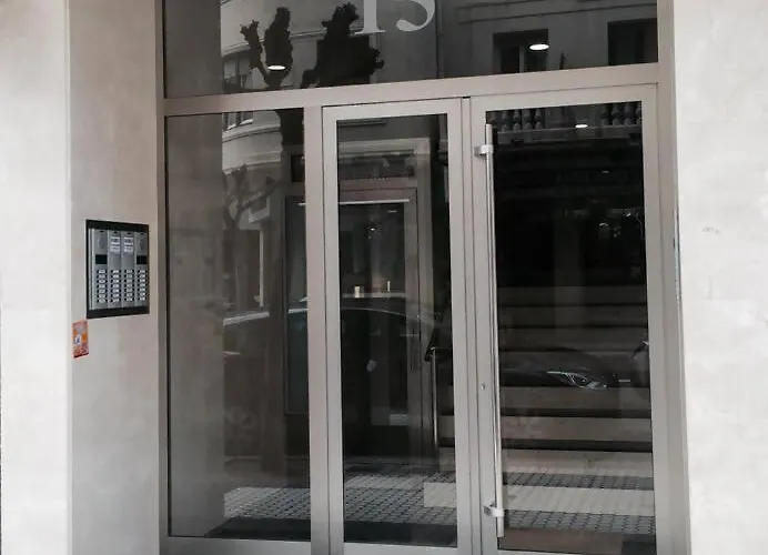 Lägenhet Amplio En Gros Con Parking Privado