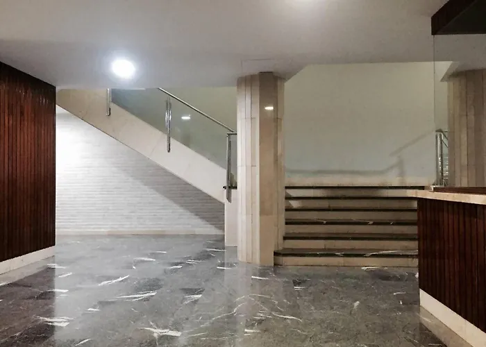 Lägenhet Amplio En Gros Con Parking Privado *